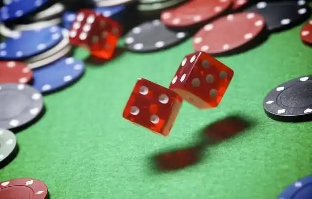 Bonanza Gold slot interface on dolanan togel mobile app showing reels and bet controls