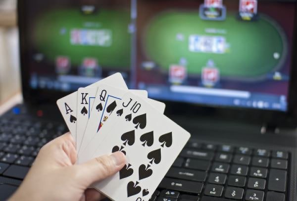 dolanan togel login screen with security badge on mobile